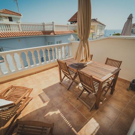 アデヘAtlantic View La Caleta Adejeアパートメント エクステリア 写真