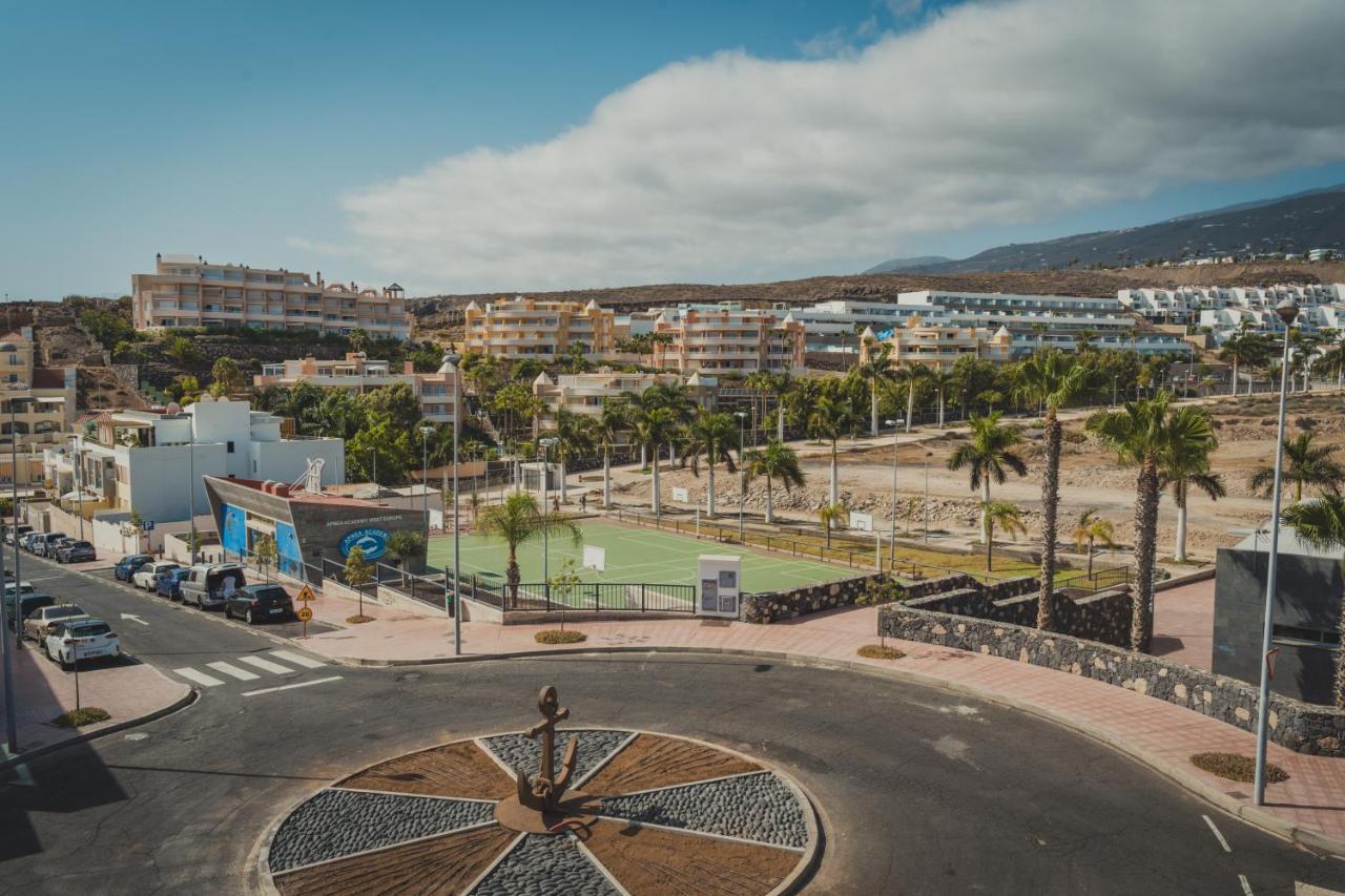 アデヘAtlantic View La Caleta Adejeアパートメント エクステリア 写真
