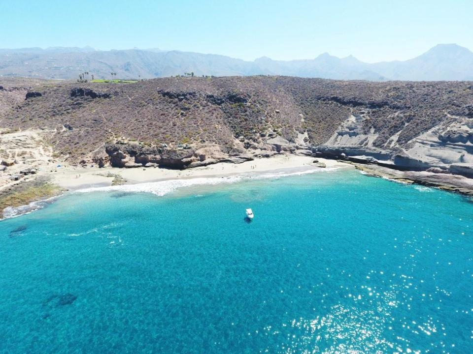 アデヘAtlantic View La Caleta Adejeアパートメント エクステリア 写真